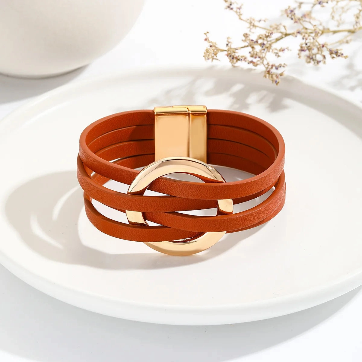 Hot Multi Layer Wide Leather Bracelet for Women Metal Circle Cuff Summer Fashion Accessory