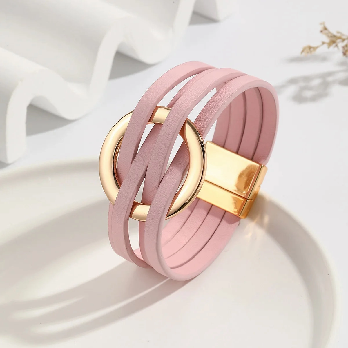 Hot Multi Layer Wide Leather Bracelet for Women Metal Circle Cuff Summer Fashion Accessory