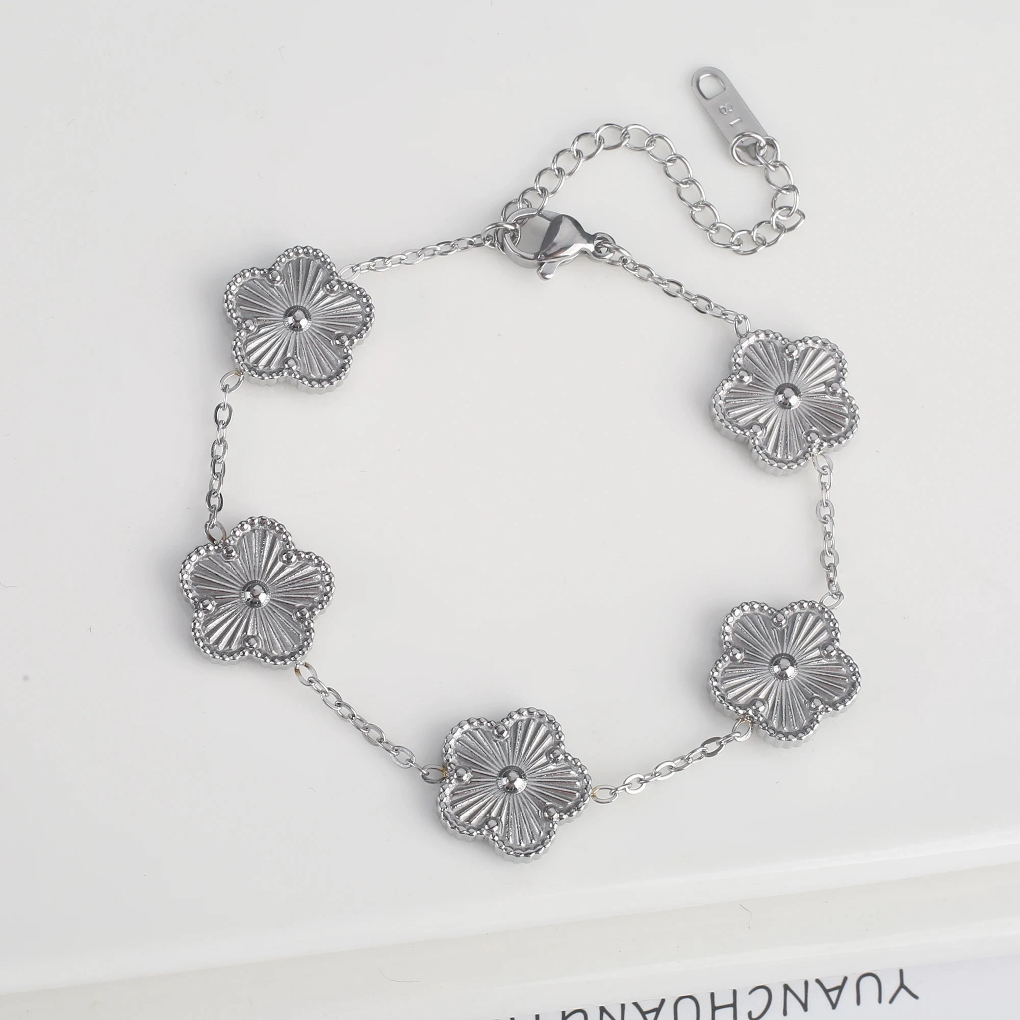 Hot Sale Stainless Steel Adjustable Clover Bracelet for Women
