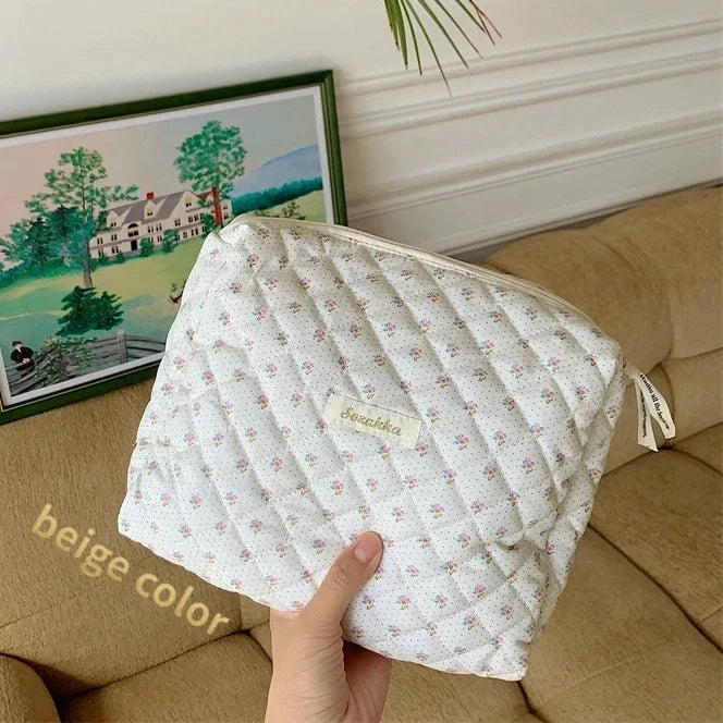 Large Capacity Women's Cosmetic Bag with Zipper for Travel