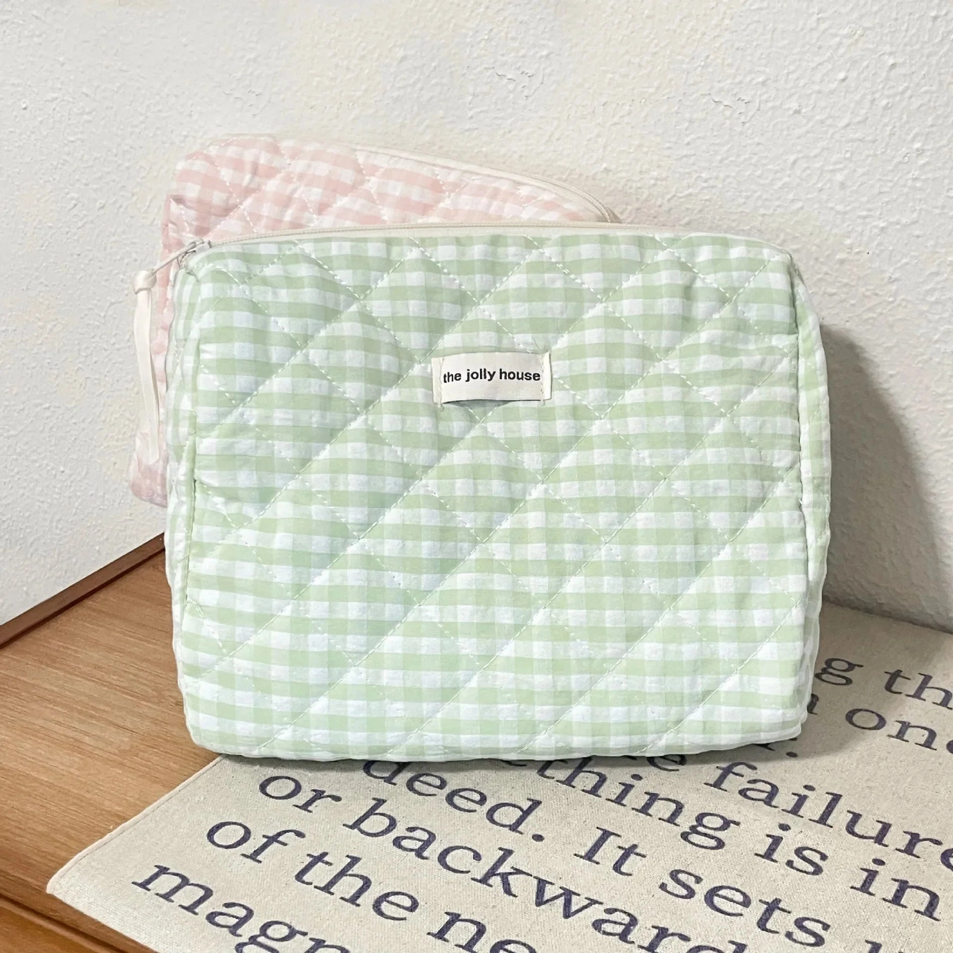 Large Capacity Women's Cosmetic Bag with Zipper for Travel