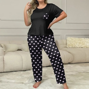 Large Size Sexy Women Sleepwear Milk Silk Love Print Loungewear 2 Piece Set Short-Sleeved Trousers for Comfortable Home Relaxation