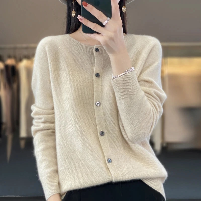 Long-Sleeved Women's Sweater Cashmere Knitted 100% Pure Merino Wool O-Neck Cardigan for Autumn and Winter