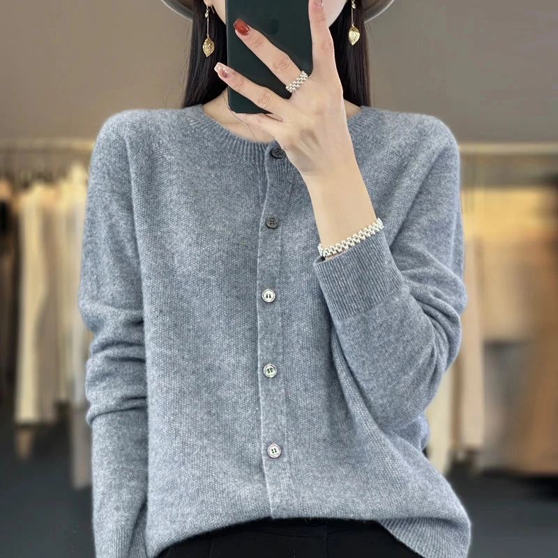 Long-Sleeved Women's Sweater Cashmere Knitted 100% Pure Merino Wool O-Neck Cardigan for Autumn and Winter