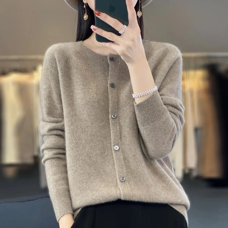 Long-Sleeved Women's Sweater Cashmere Knitted 100% Pure Merino Wool O-Neck Cardigan for Autumn and Winter