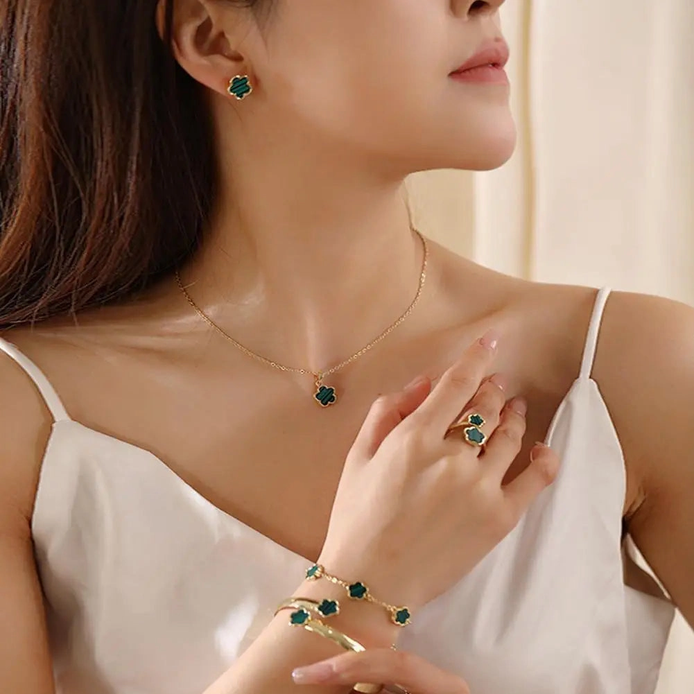 Lucky Five-Petal Flower Clover Jewelry Set For Women