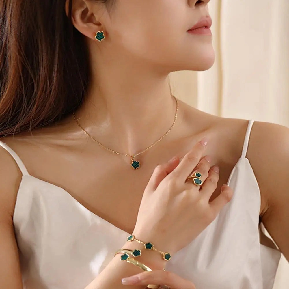 Lucky Five-Petal Flower Clover Jewelry Set For Women