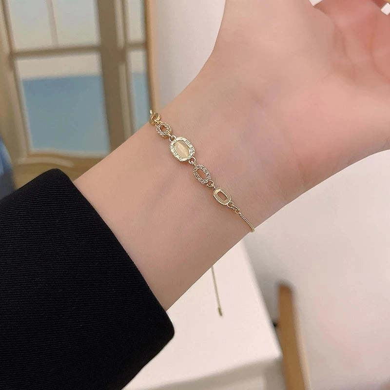 Luxury Elegant Gold Zircon Bracelets for Women Adjustable