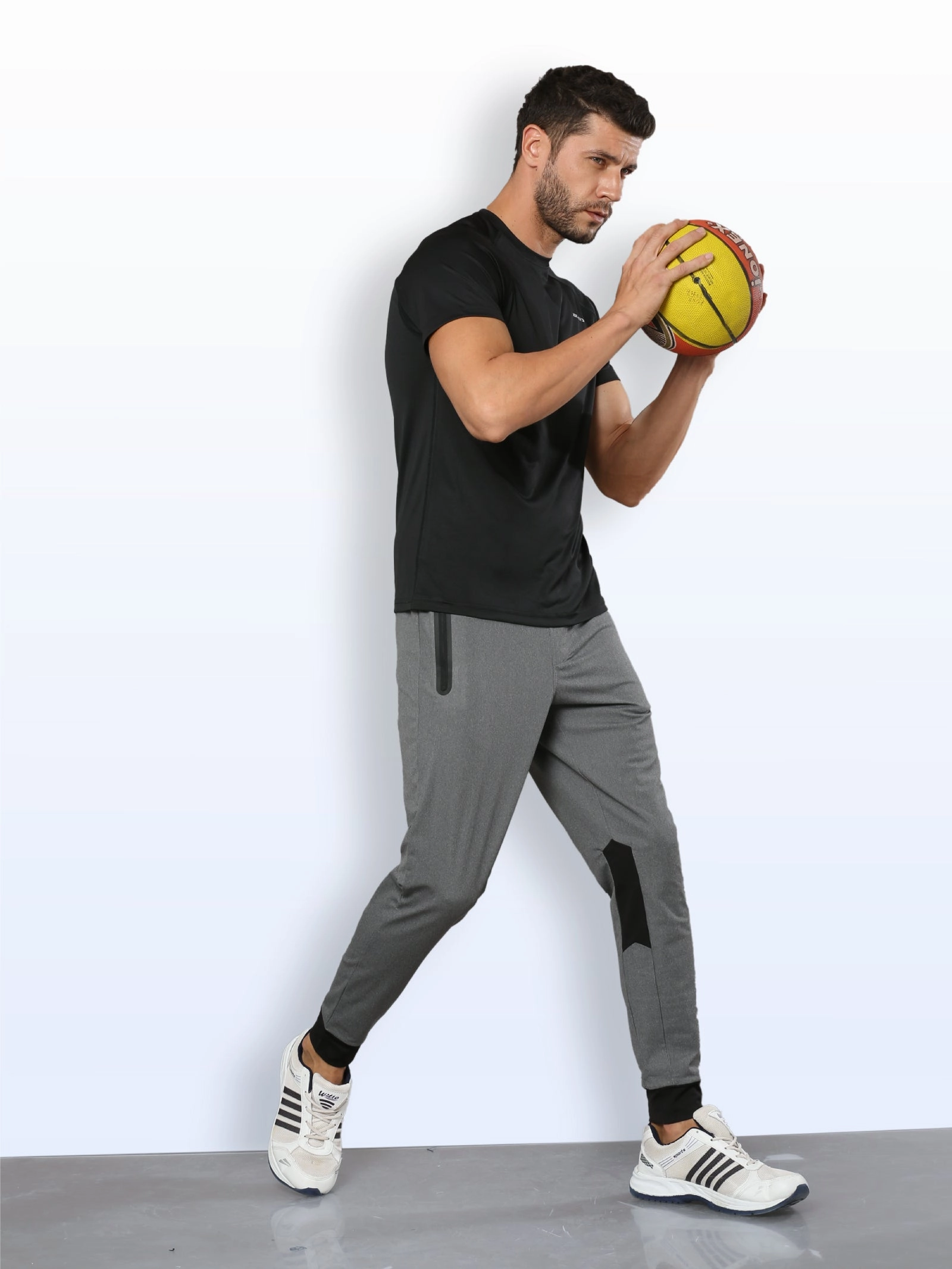 Men's Athletic Workout Jogger Pants with Pockets