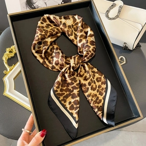 New Designer Scarfs Luxury Silk Square Scarf for Women