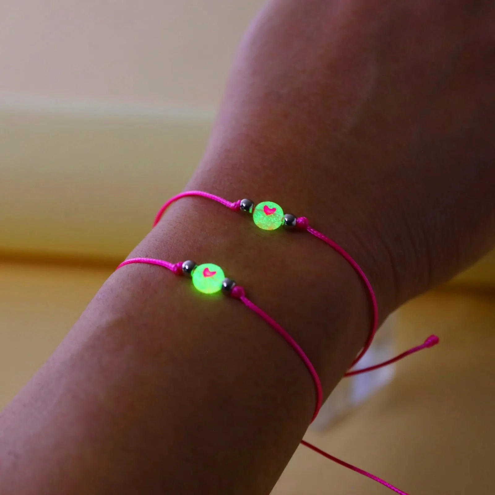 New Nightlight Bracelet Heart Shaped Beads Multi Color Gift