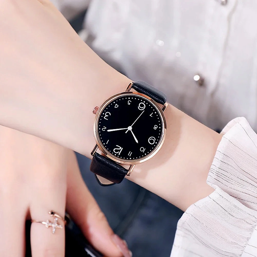 New Simple Vintage Digital Face Leather Belt Woman Watch