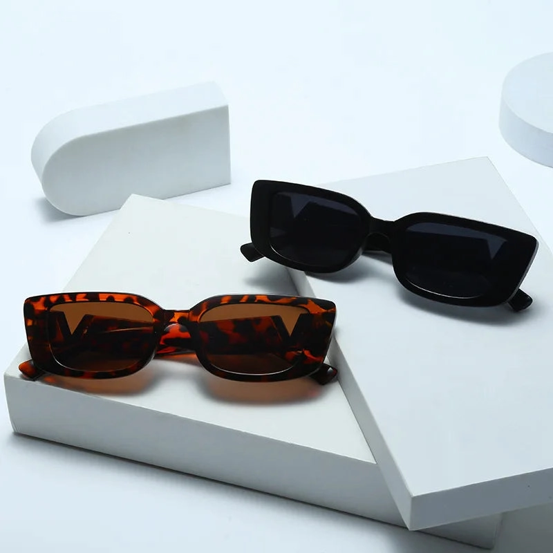 New Small Frame V-Shaped Fashion Sunglasses UV400 Protection