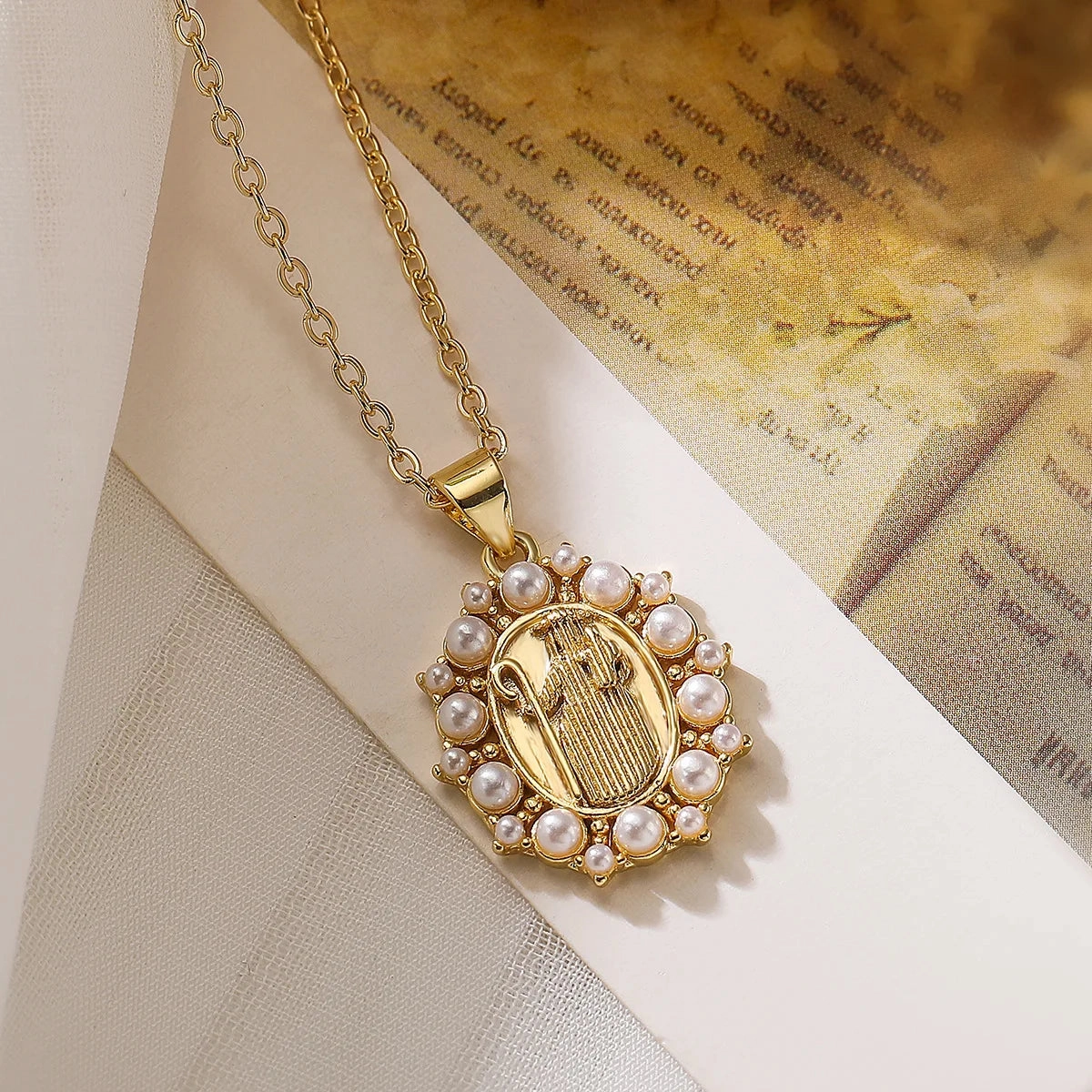 NEWBUY High Quality Women's Religious Jewelry Virgin Mary Pendant Necklace