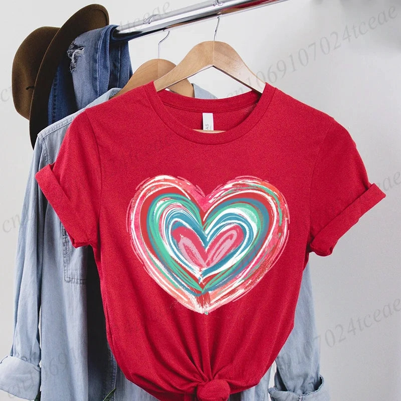 Oversized Brushstroke Heart Tee for Women - Casual Harajuku Style Short Sleeve Graphic T-Shirt for Valentine's Day and Everyday Streetwear