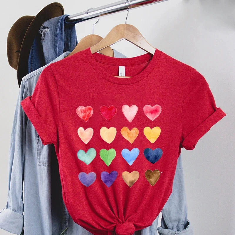 Oversized Brushstroke Heart Tee for Women - Casual Harajuku Style Short Sleeve Graphic T-Shirt for Valentine's Day and Everyday Streetwear