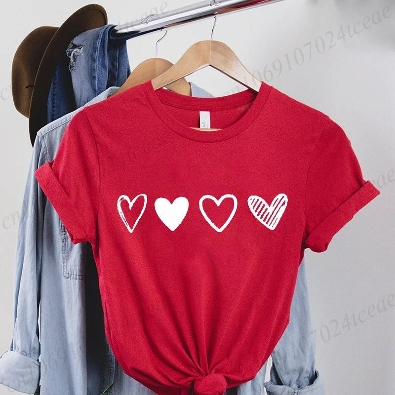 Oversized Brushstroke Heart Tee for Women - Casual Harajuku Style Short Sleeve Graphic T-Shirt for Valentine's Day and Everyday Streetwear