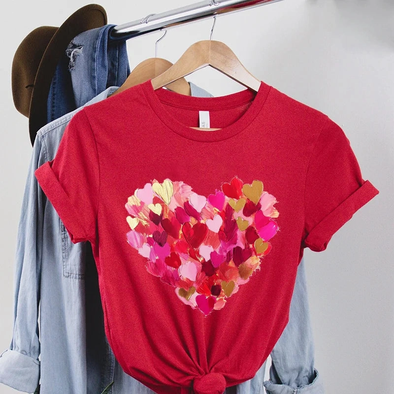Oversized Brushstroke Heart Tee for Women - Casual Harajuku Style Short Sleeve Graphic T-Shirt for Valentine's Day and Everyday Streetwear