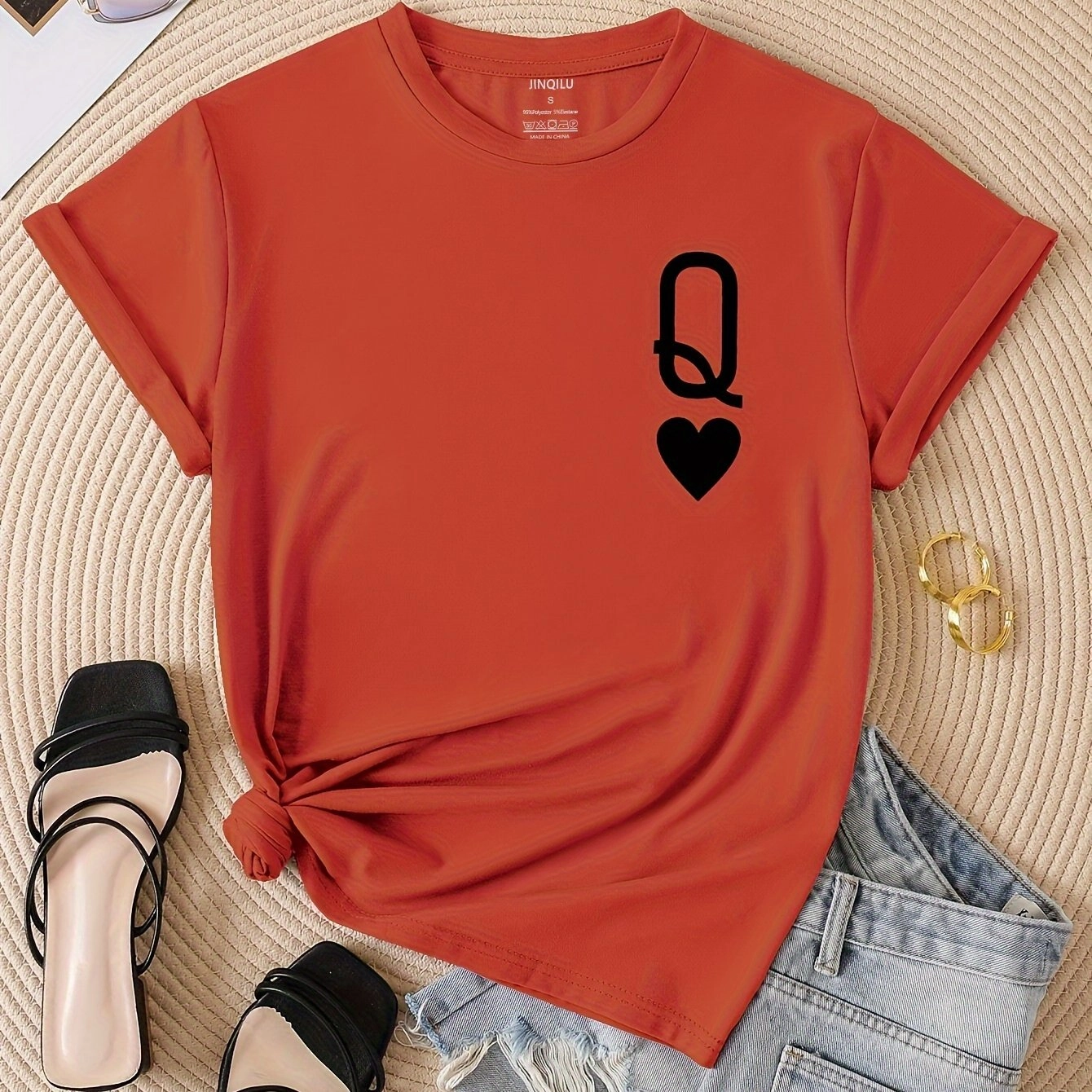 Q & Heart Print Crew Neck T-Shirt, Casual Short Sleeve Top