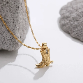 Retro Western Cowboy Boots Necklace for Women Girls Cowgirl Vintage Golden Pendant Jewelry Gift