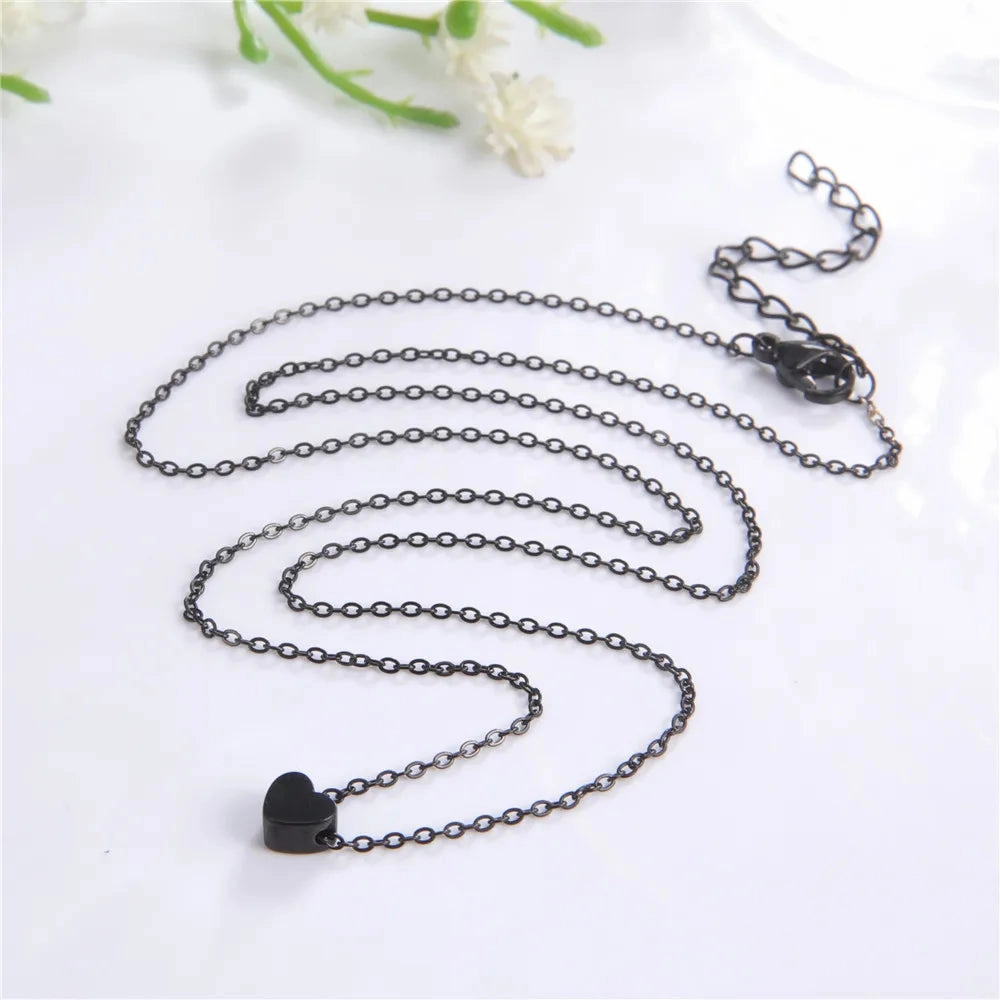 Skyrim Mini Black Heart Pendant Necklace for Women Girls Fashion Jewelry