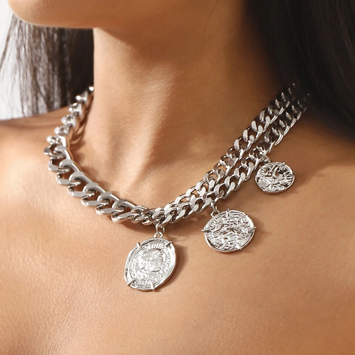 Stararashi Metal Coin Pendant Necklace Trendy Women Choker Jewelry