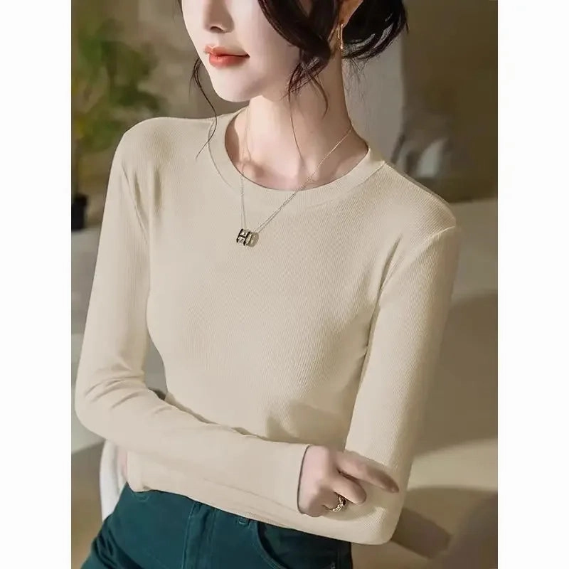 Stylish Women's Long Sleeve Casual T-Shirt - Autumn Solid Crew Neck Top for Plus Size - Comfortable and Slim Fit Tees