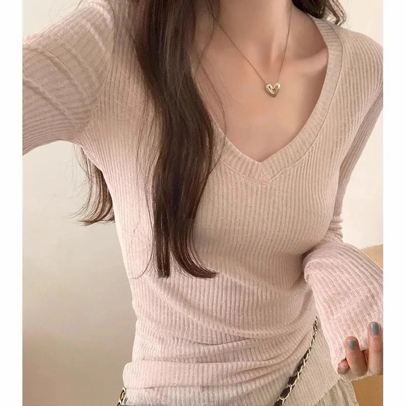 V-Neck Slightly See-Through Knitwear for Women Slim Pink Top