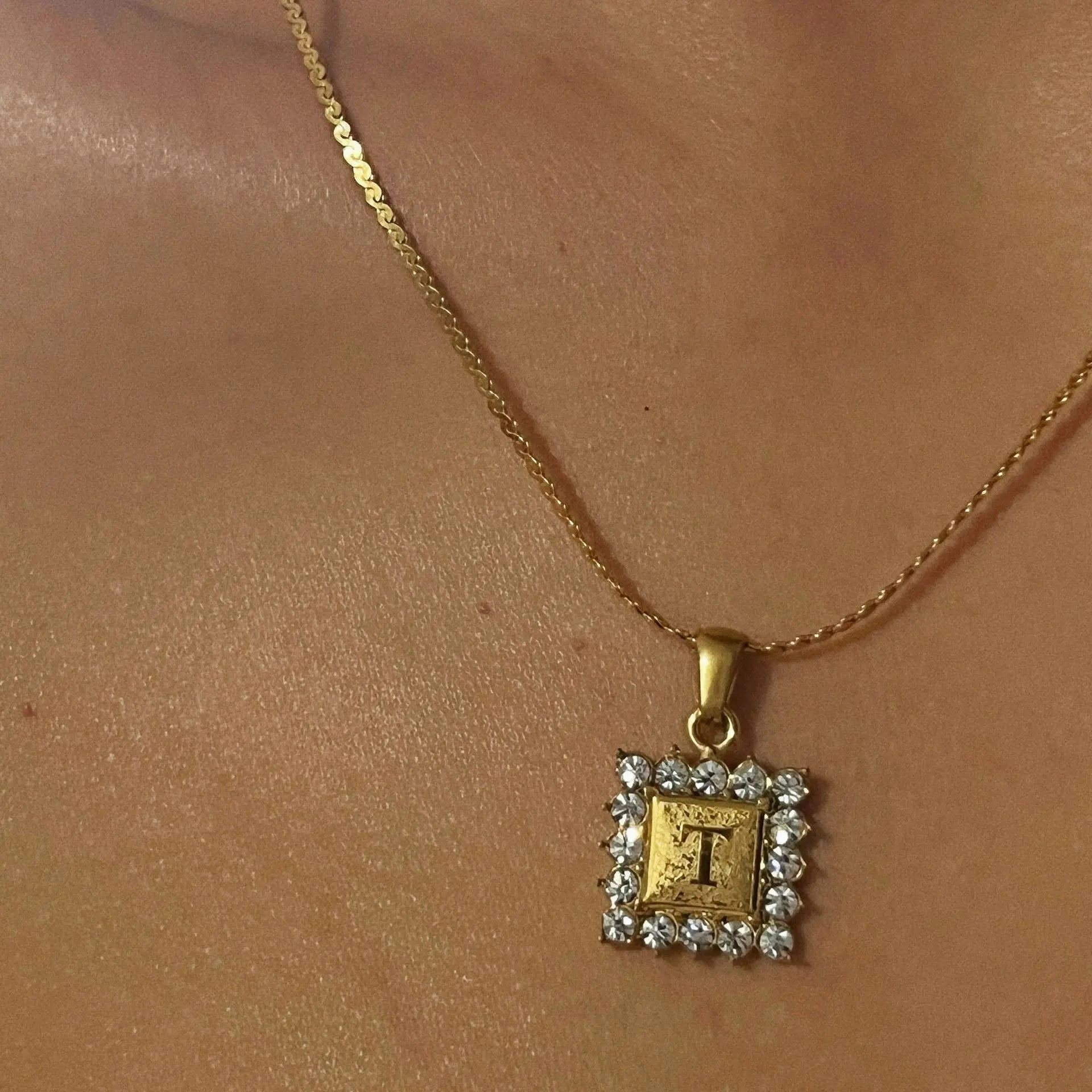 Vintage Stainless Steel Initial Necklace for Women Dainty Choker with Zircon Inlaid Letter Fashion Jewelry