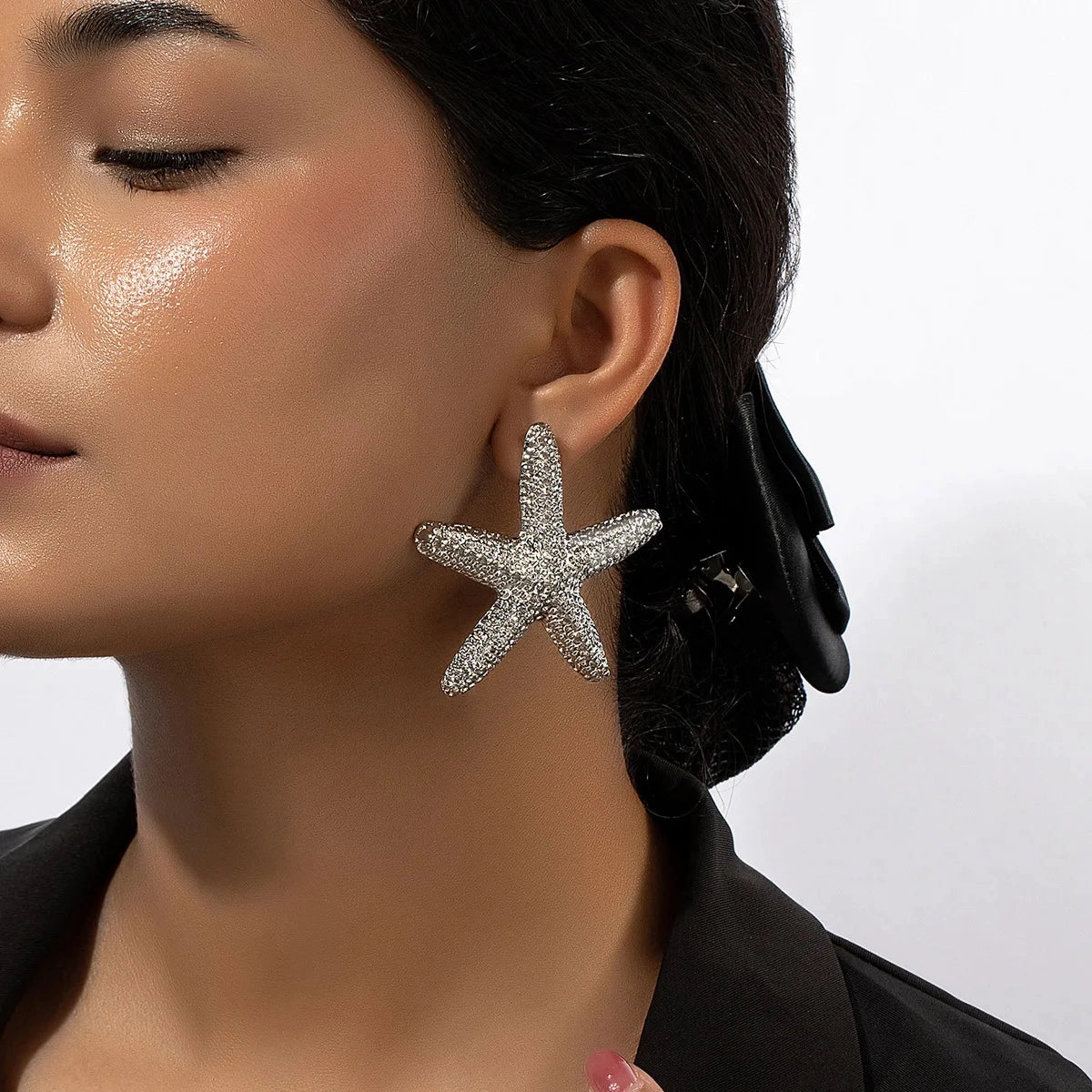 Wholesale Modern Jewelry Gold Color Large Metal Statement Earrings and Adjustable Starfish Choker Necklace for Women