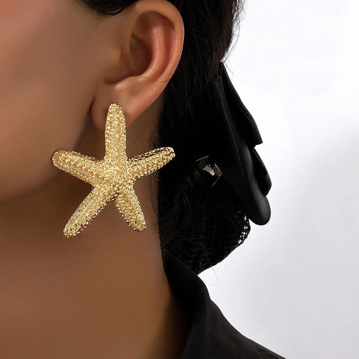 Wholesale Modern Jewelry Gold Color Large Metal Statement Earrings and Adjustable Starfish Choker Necklace for Women