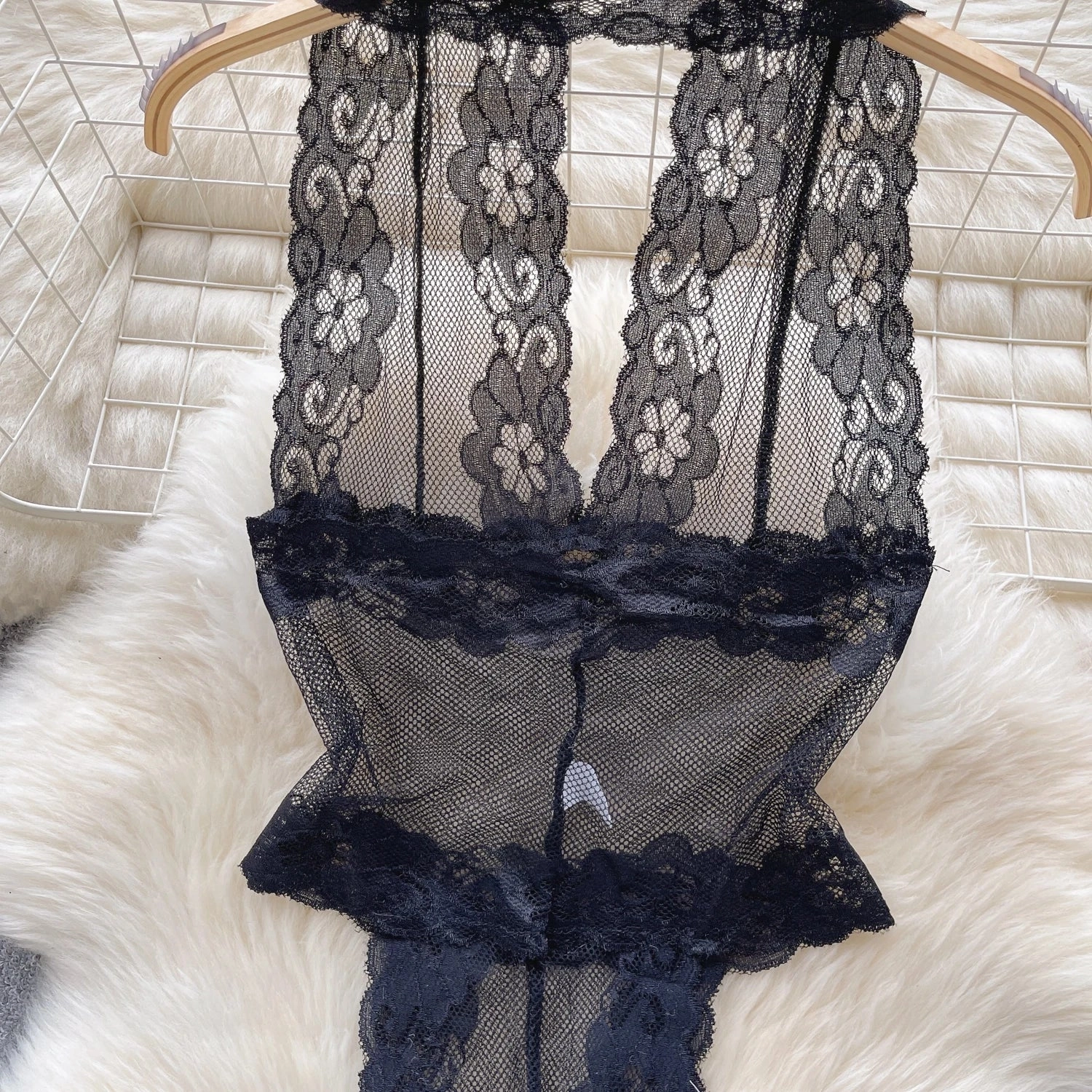 Women Floral Backless Lace Bodysuits Slim Fit Catsuit Sexy Halter Romper