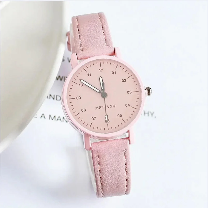 Women Luxury Quartz Watch Waterproof Round Dial Retro Style