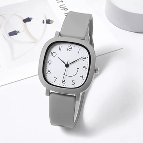 Women Quartz Jelly Silicone Strap Sports Watch with Smile Dial