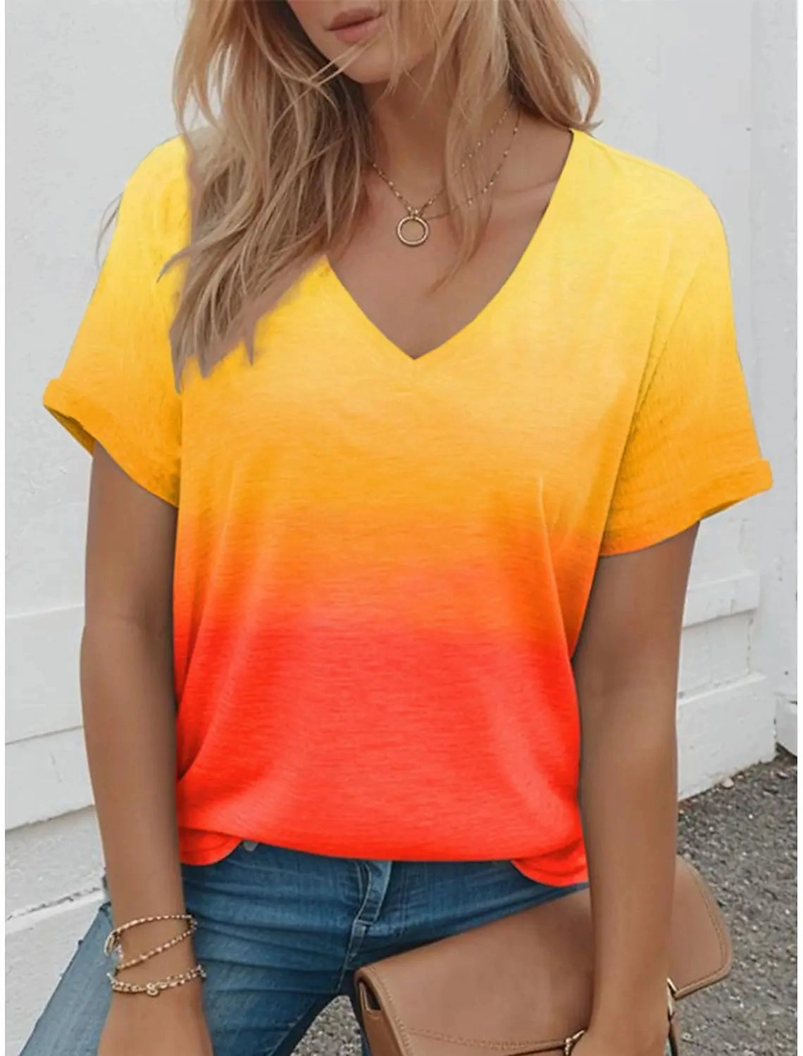 Women??s 3D Gradient Print Oversized V-Neck T-Shirt for Summer Casual Streetwear Female Fashion