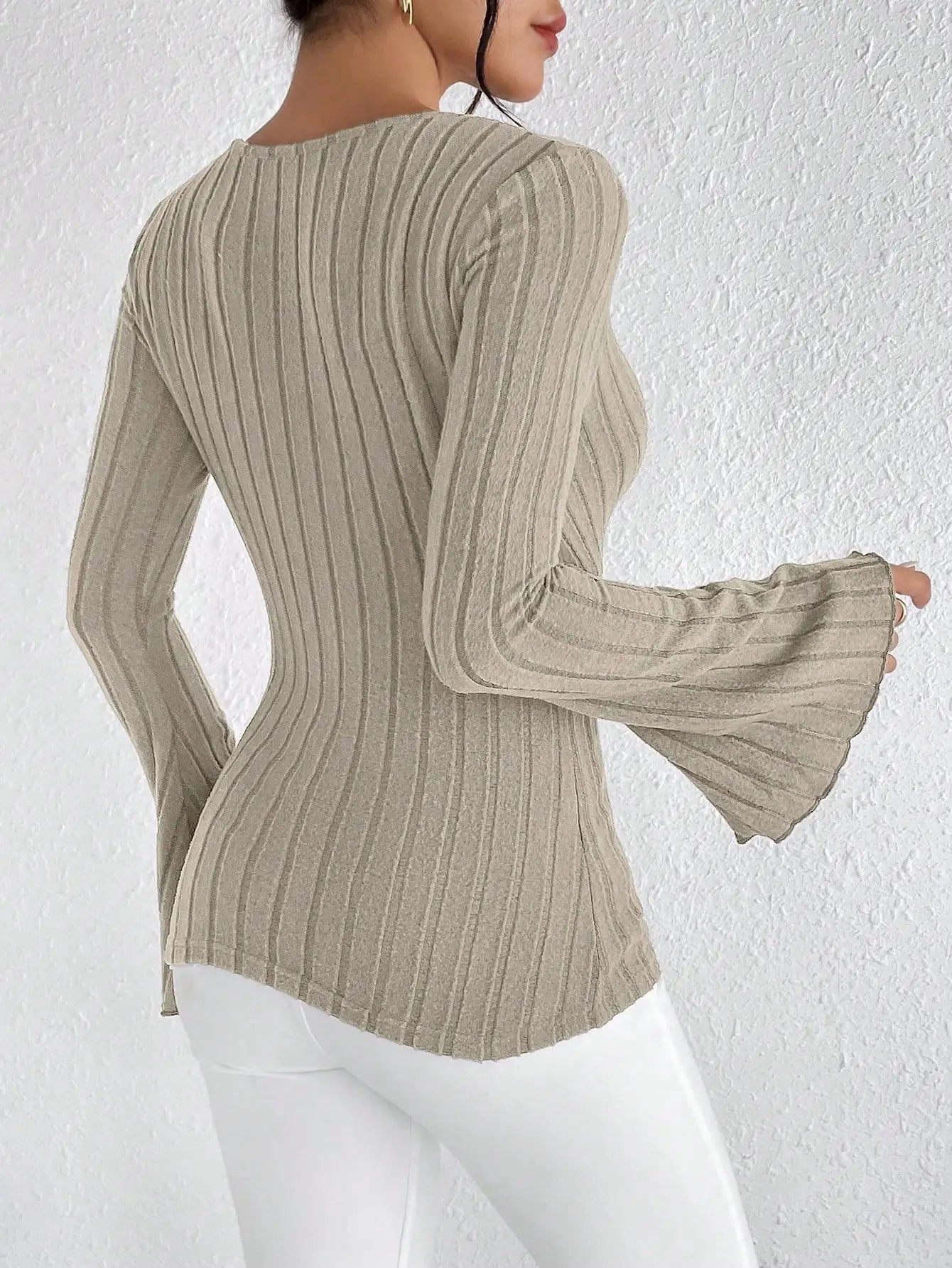 Women's Fall and Winter Long-sleeved Tops V-neck Slim Fit Striped T-shirt