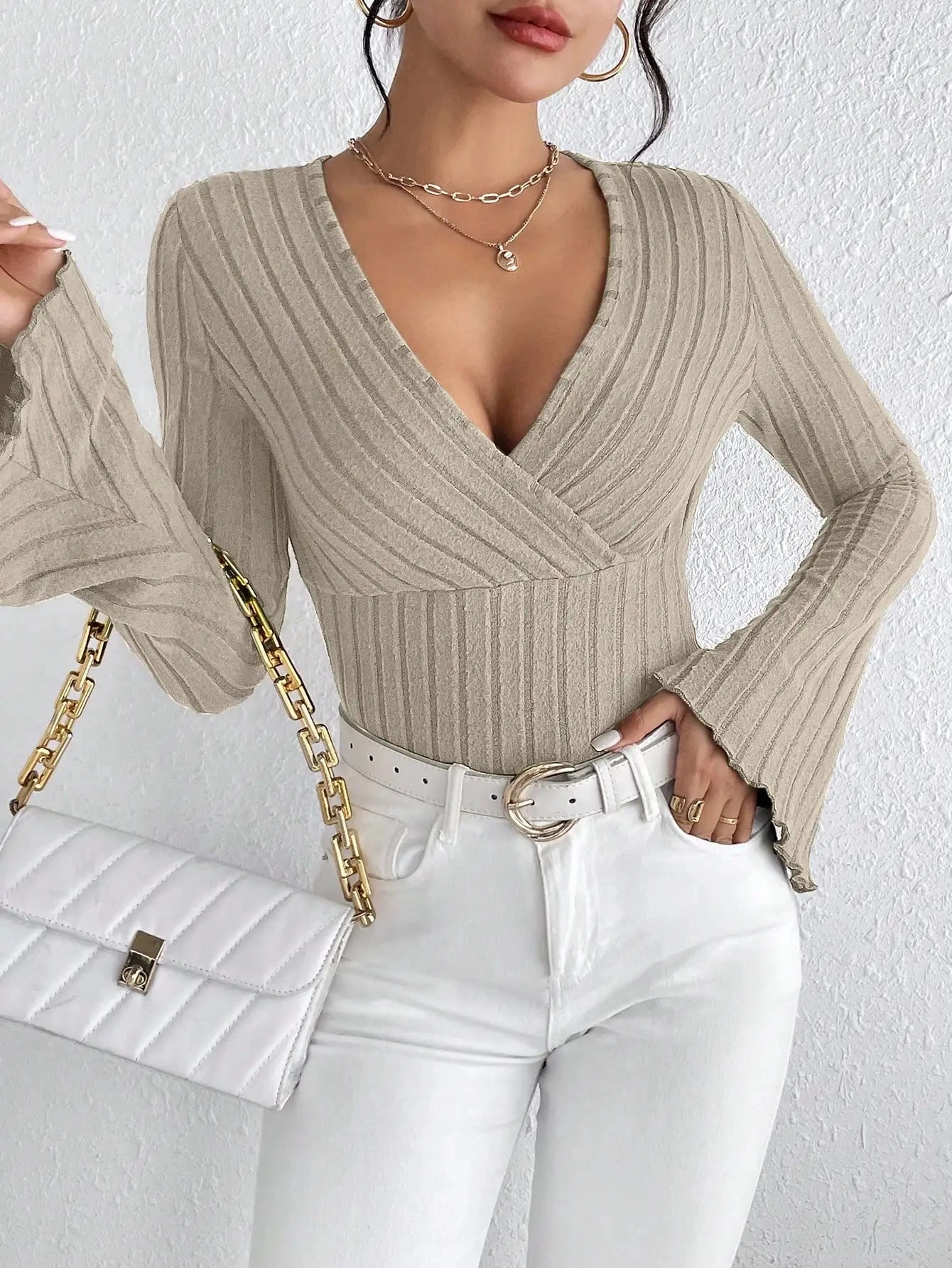 Women's Fall and Winter Long-sleeved Tops V-neck Slim Fit Striped T-shirt