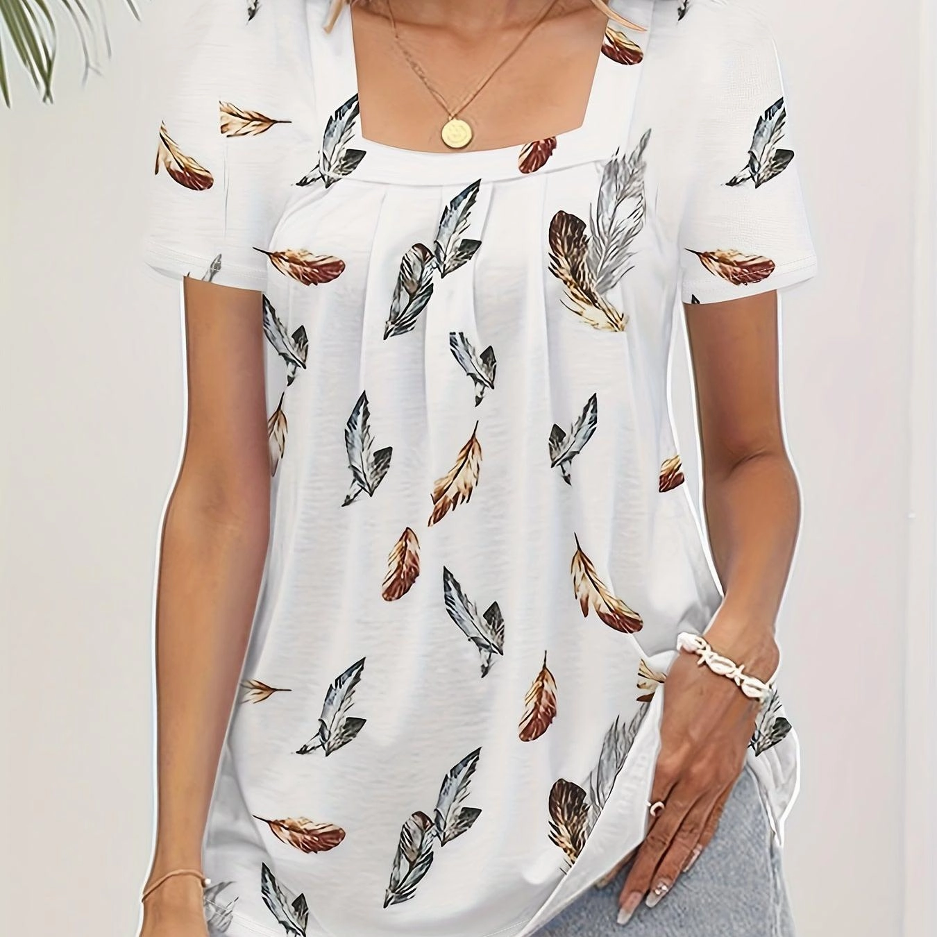 Women's Feather Print Square Neck T-Shirt for Spring & Summer