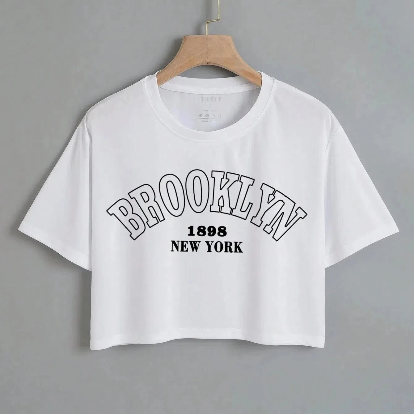 Women's Letter Graphic Crop T-Shirt Smock Loose Fitness Top