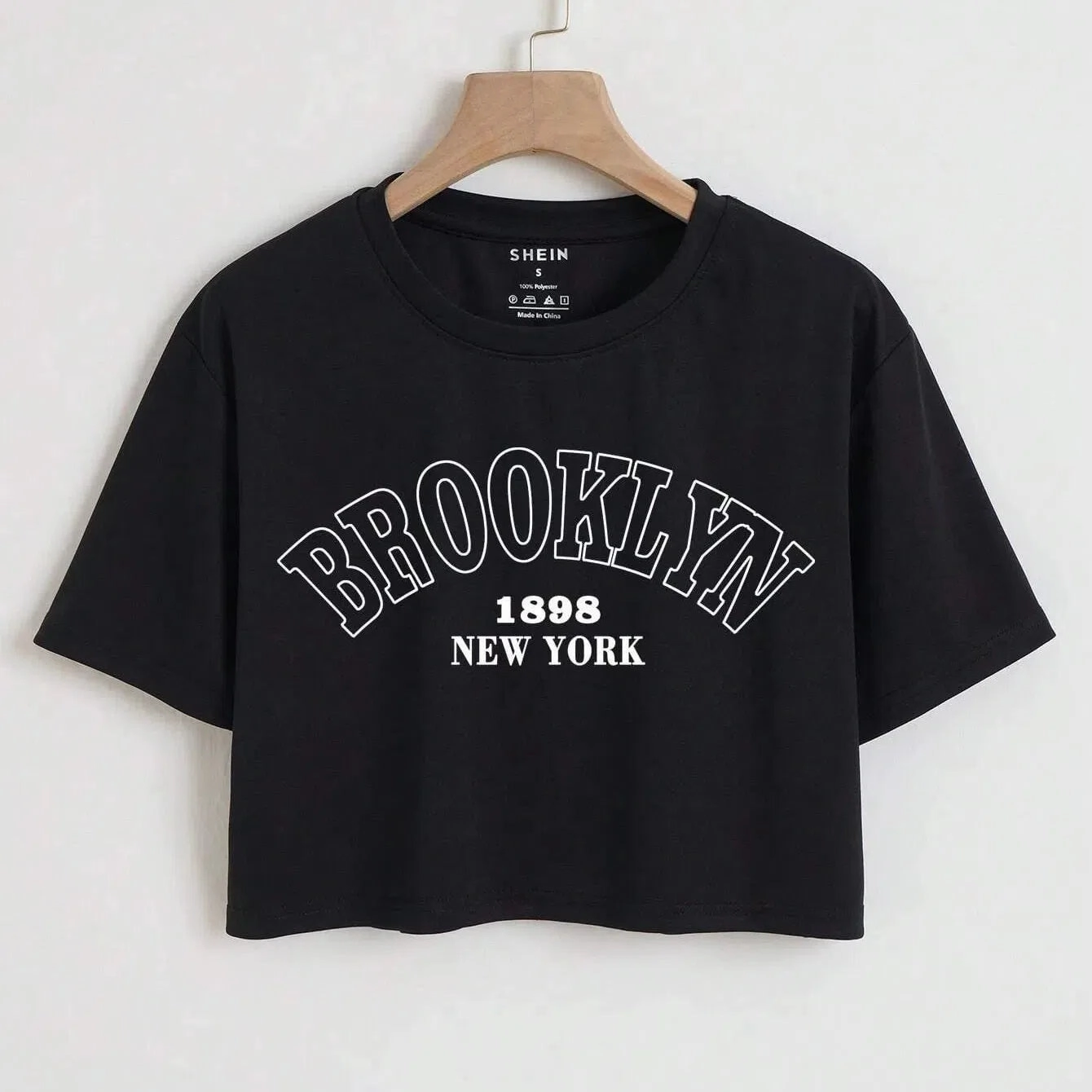 Women's Letter Graphic Crop T-Shirt Smock Loose Fitness Top