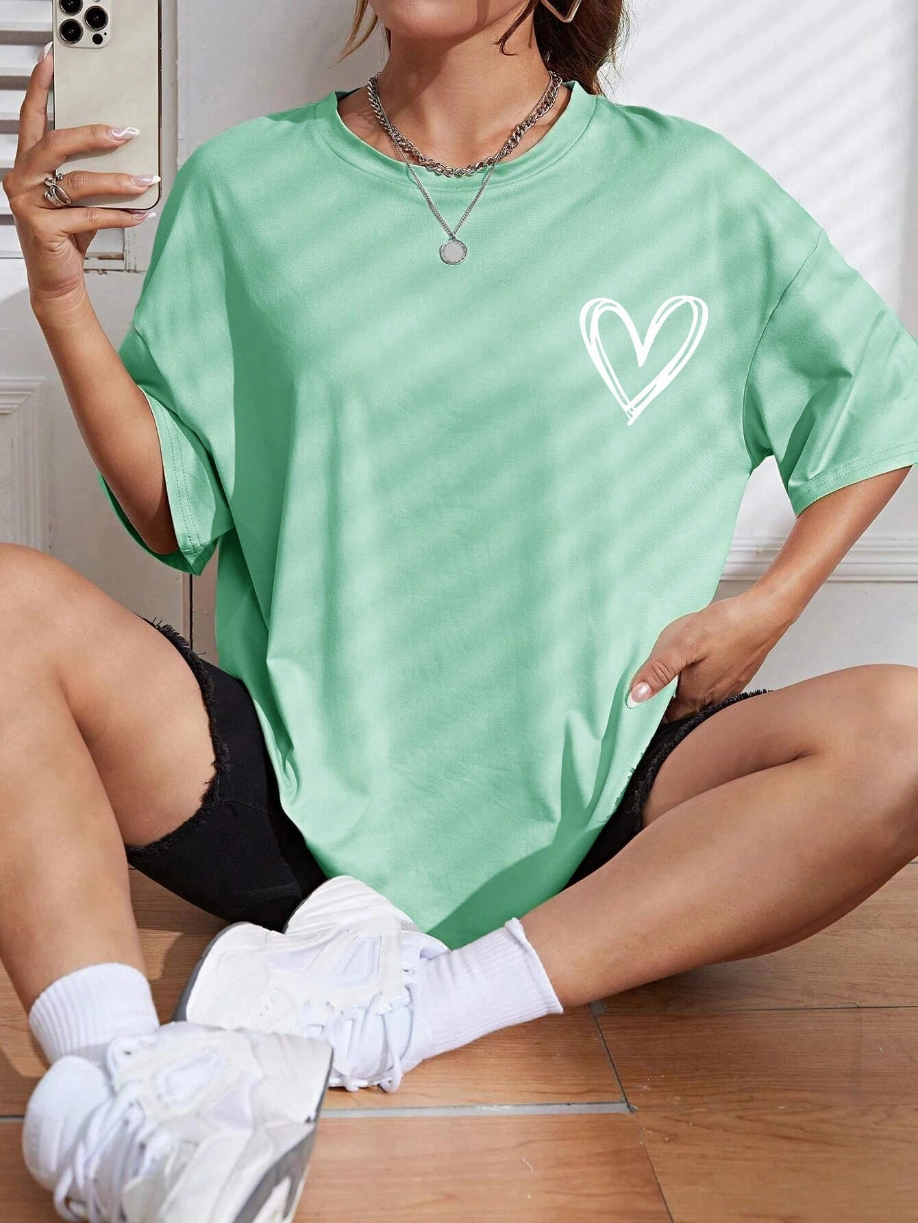 Women??s Summer Breathable Casual T-Shirt with Simple Love Print Short Sleeve Streetwear Oversized Fit for Going Out and Daily Wear